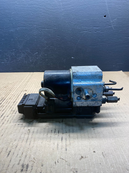 2006 2007 Ford E250 E350 Econoline Anti-Lock ABS Antilock Brake Pump AC0922 DG2