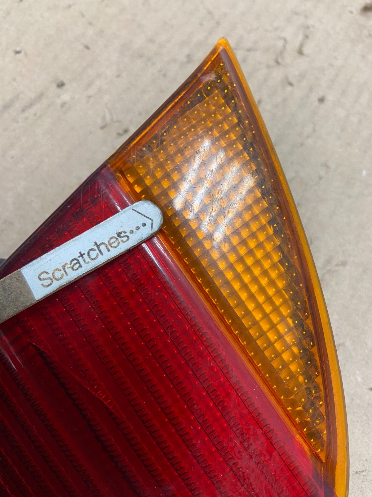1998 to 2002 Chevrolet Prizm Left Driver LH Side Inner Tail Light AG5808 DW3