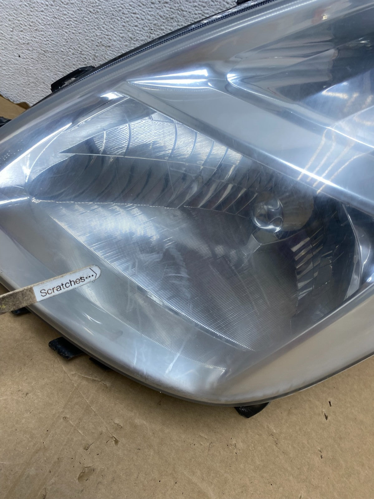 2004 - 2005 Toyota Prius Left Driver Lh Xenon HID Headlight DEPO AF7288 DW3