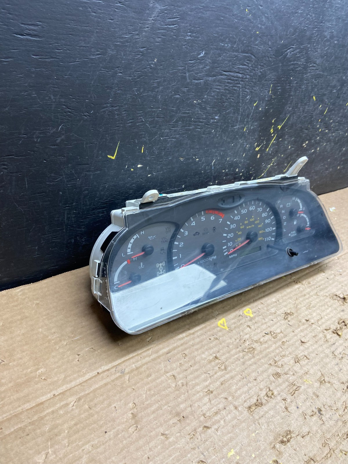 2001 to 2007 Toyota Sequoia Speedometer Insrument Gauge Cluster W6321 DG4