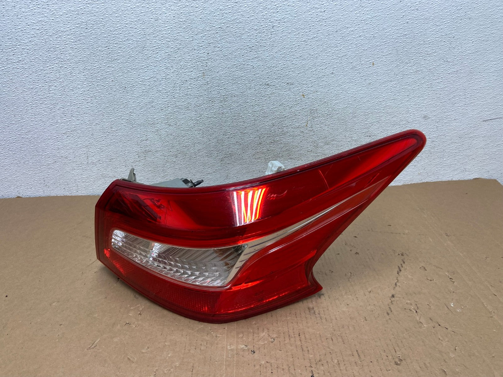 2016 2017 2018 Nissan Sentra Right Passenger RH Side Tail Light AD7992 LK0