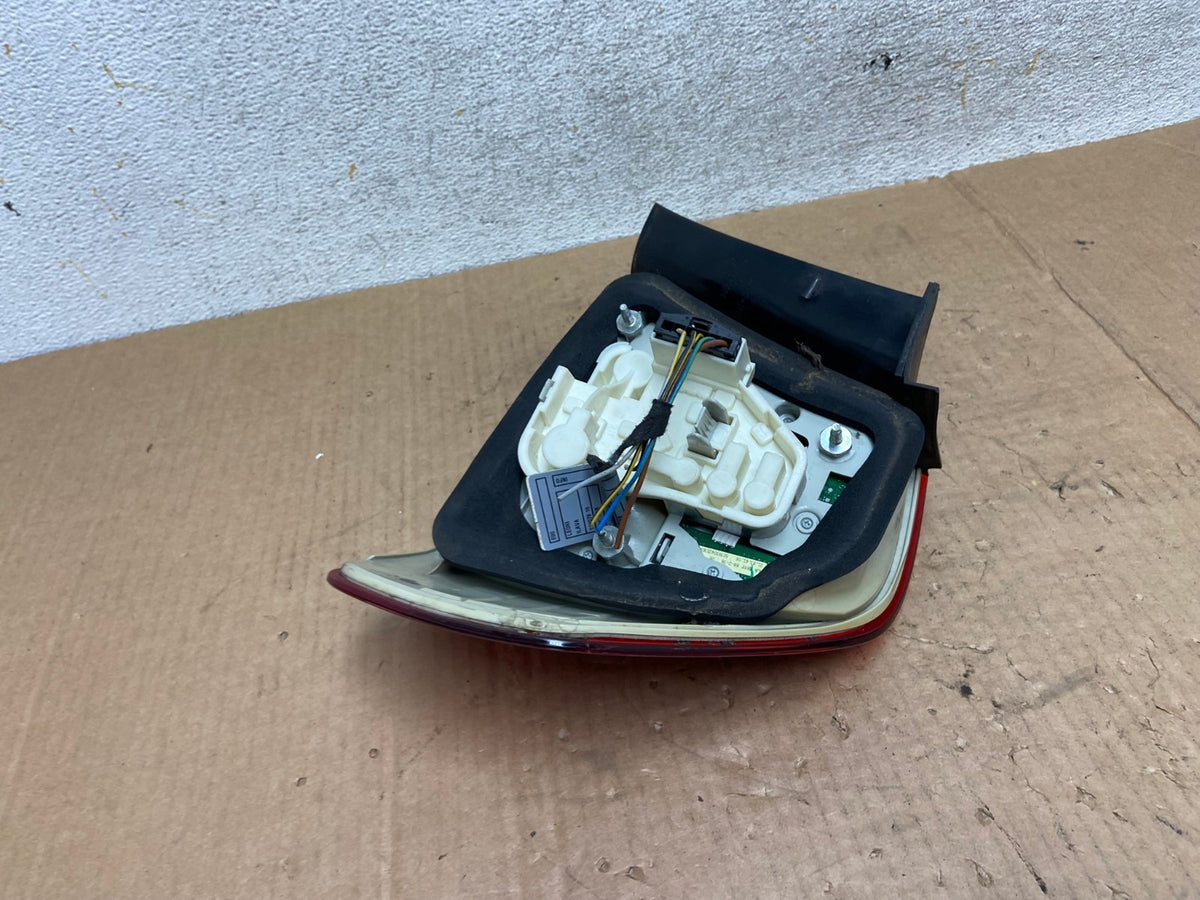 2009 2010 BMW 323i 325i 328i 335i 3 Series Left Driver Tail Light AI5426 LK5