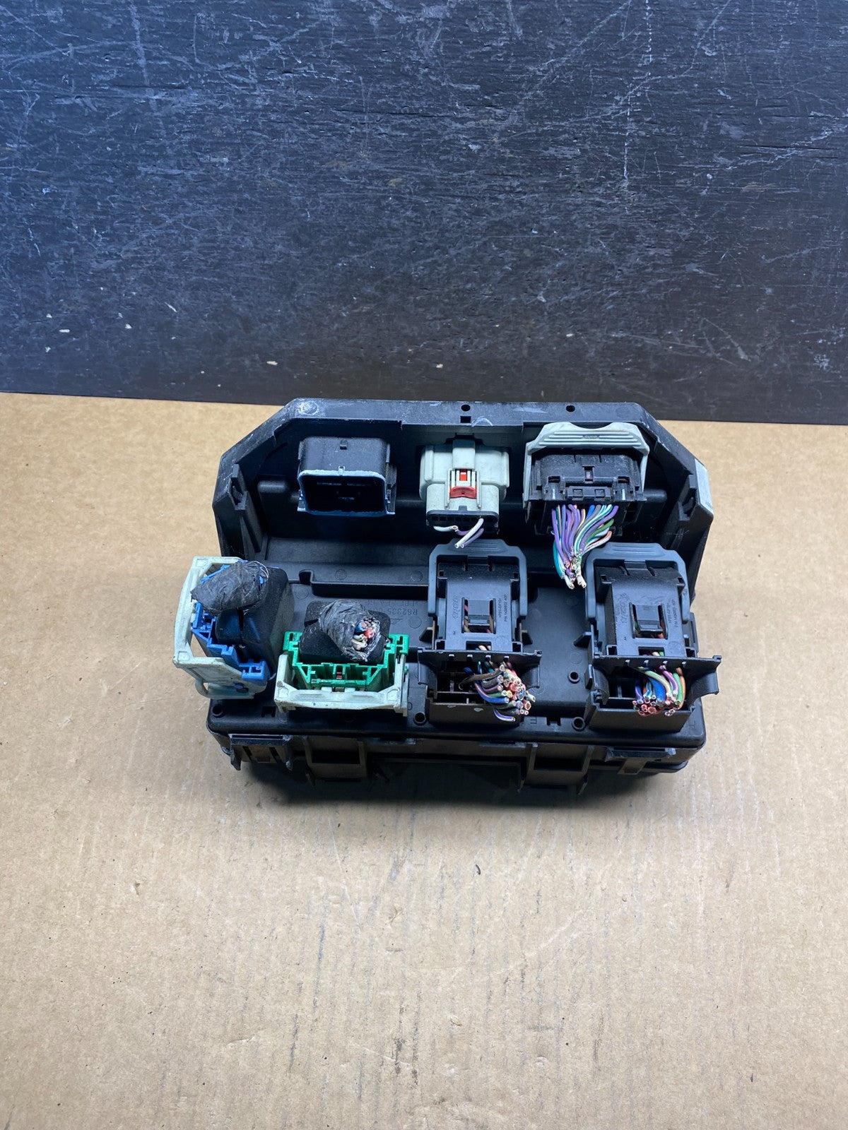 2010 Liberty Nitro TIPM Power Integrated Fuse Box Module ah5001 DG0