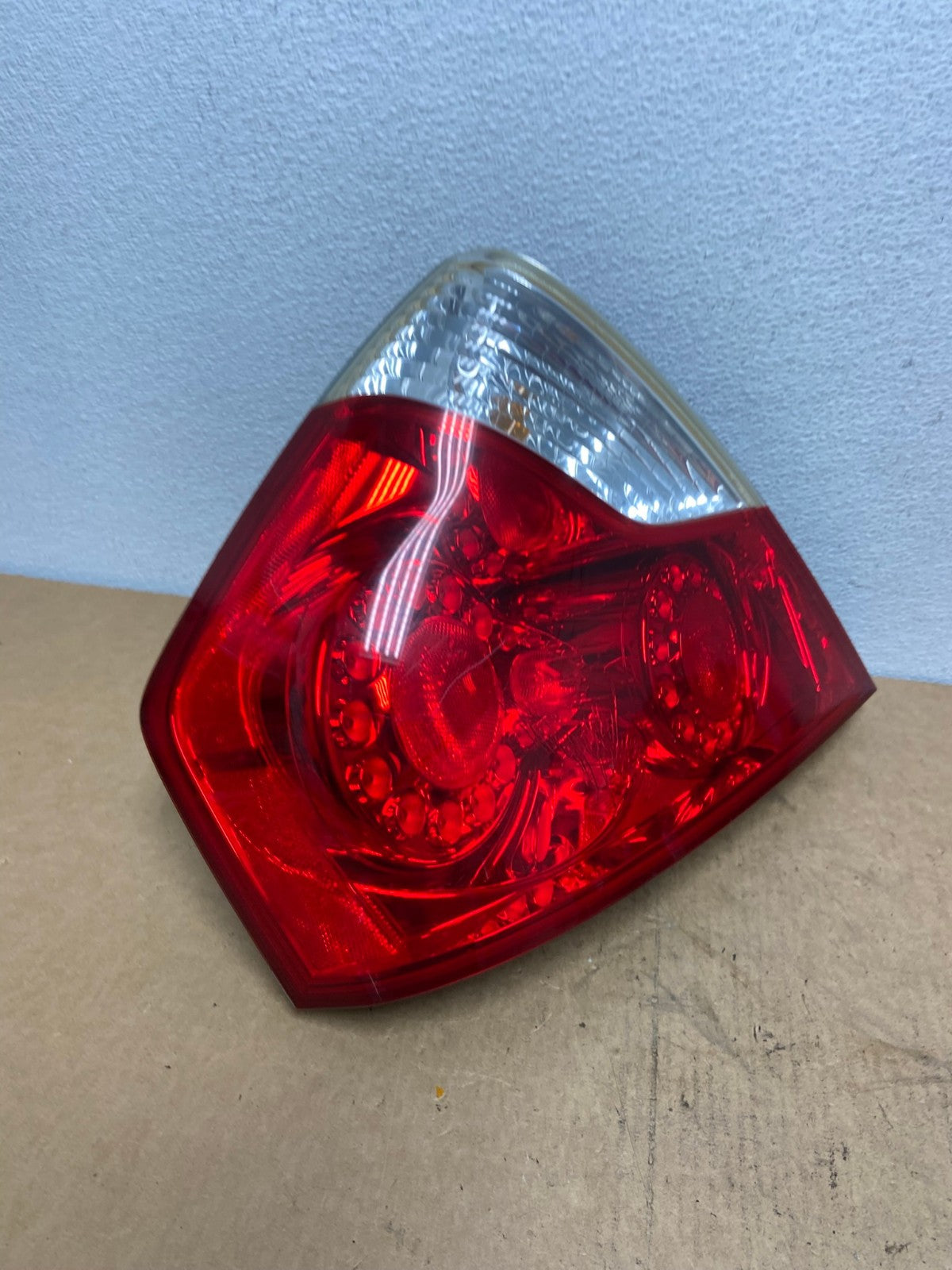 2006 2007 Infiniti M35 M35X M45 Left Driver LH Side Tail Light AC3020 LK2