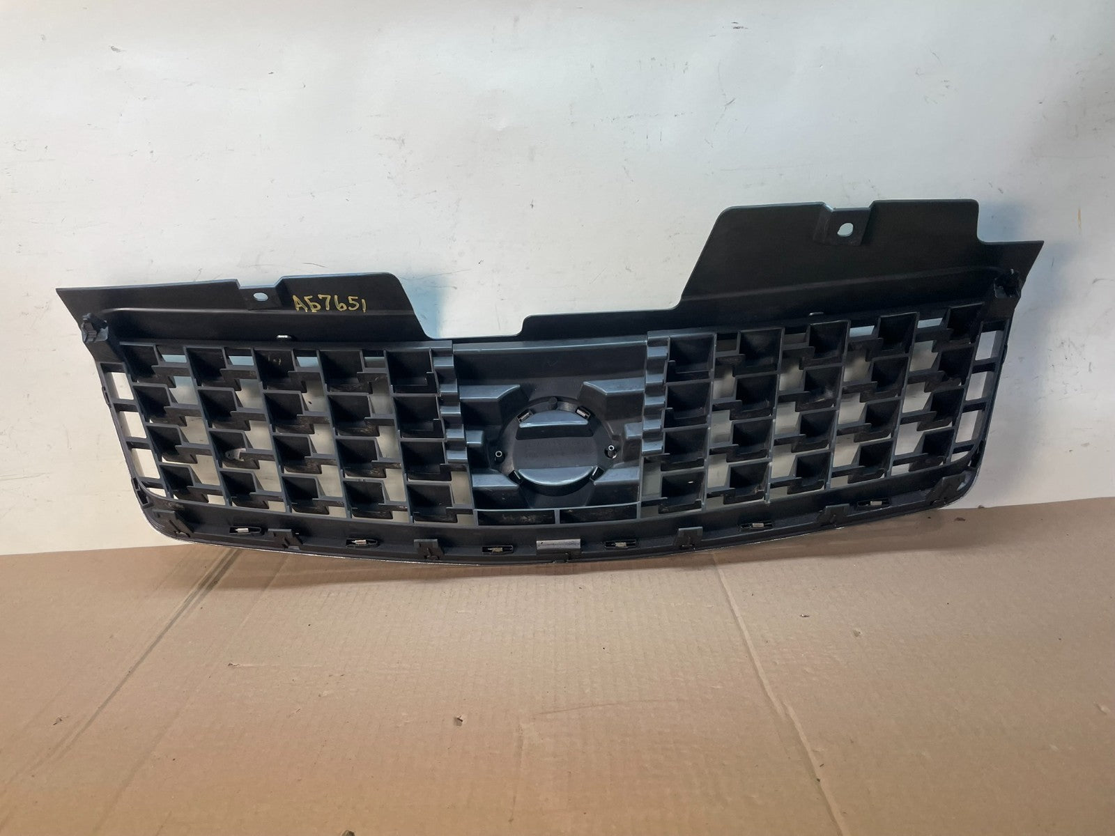 2007 2008 2009 Nissan Sentra Front Upper Grill Grille AG7651 DG3