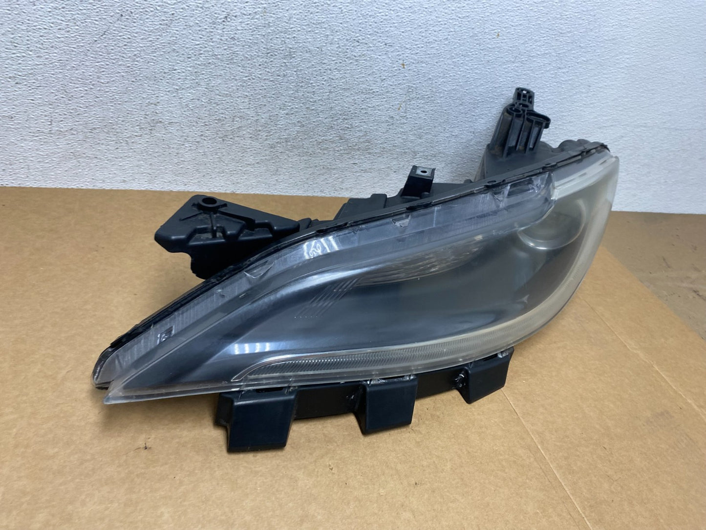 2015 2016 2017 Chrysler 200 Left Driver LH Side Halogen Headlight AE2904 DW2