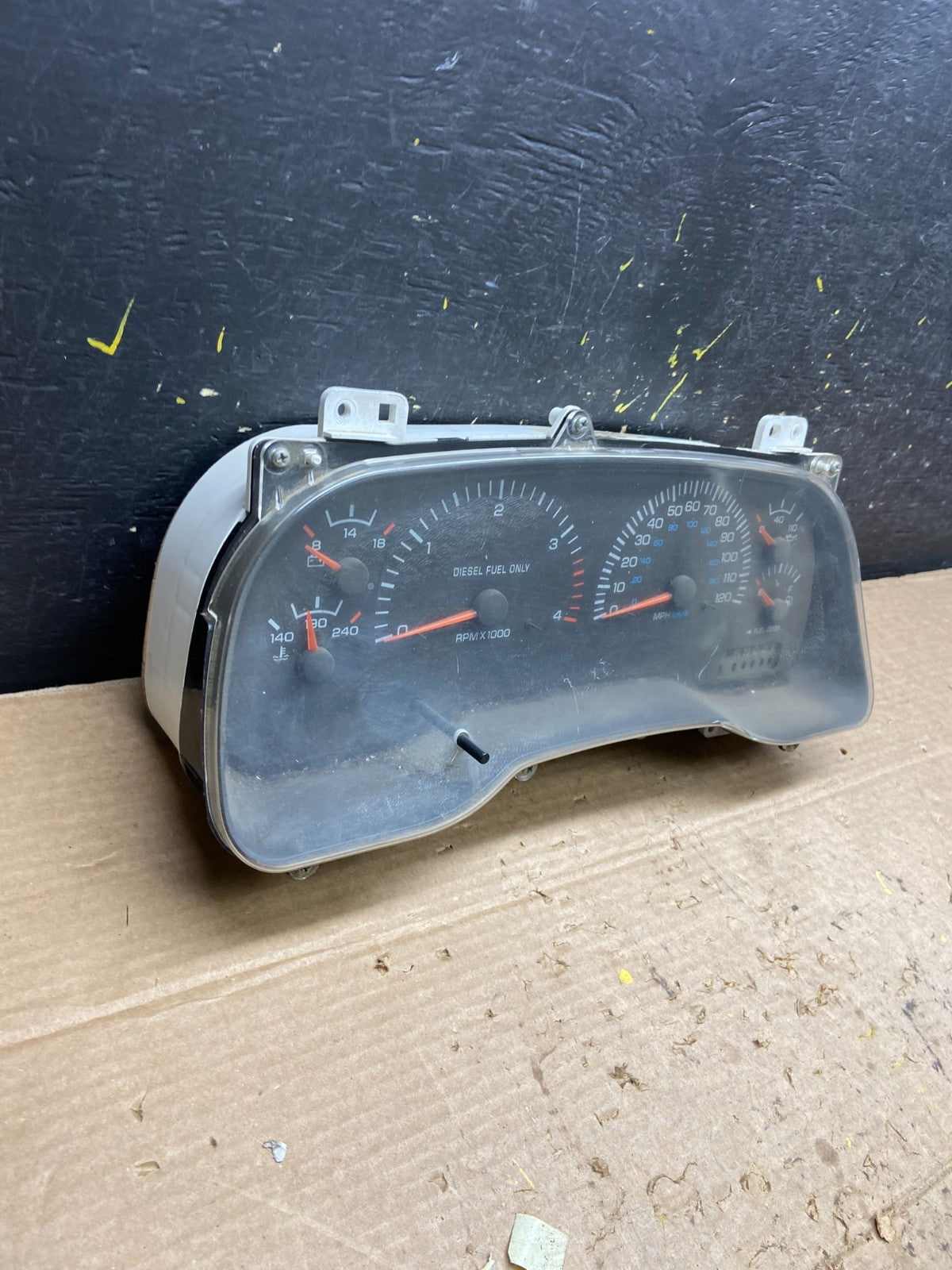 2002 Dodge Ram 2500 V10  Instrument Speedometer Gauge Cluster OEM W9824 DG2