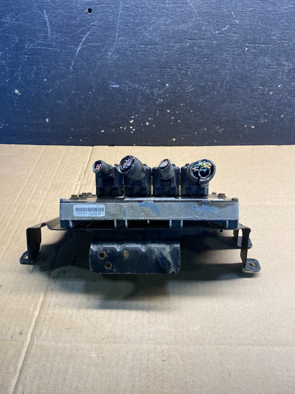 2010 Dodge Caravan Town & Country Engine Computer ECU P68049415ag AA7605 DG0