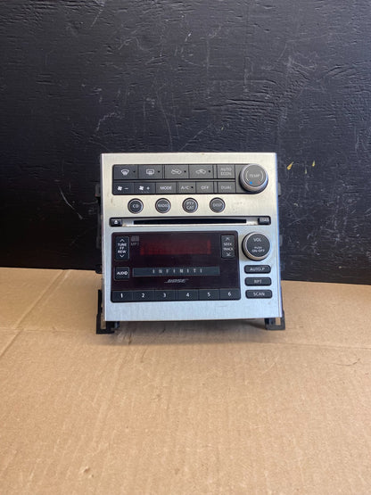 2005  to 2007 Infiniti G35 Radio Player Climate Control Panel Bezel AB9247 DG0