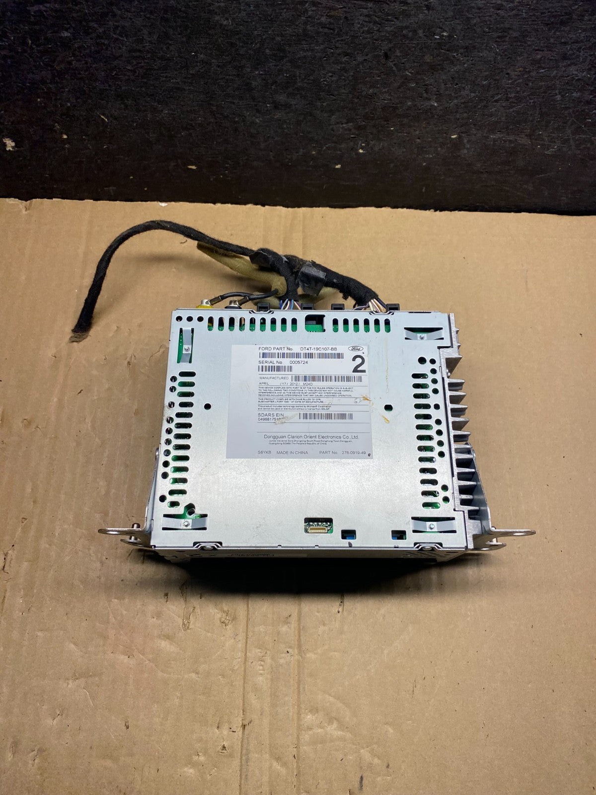 2013 to 2014 Ford Edge AM/FM Radio Reciever AI0186 DG5