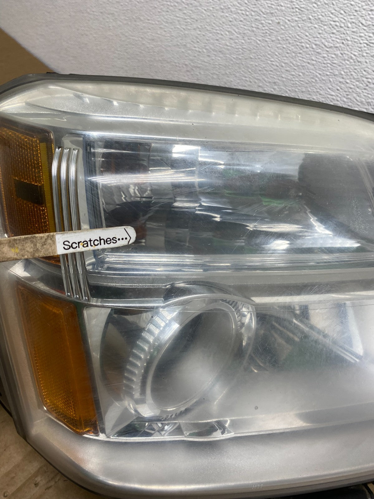 2010 to 2015 GMC Terrain Halogen Passenger Right Rh Side Headlight Oem AB6982 DW3