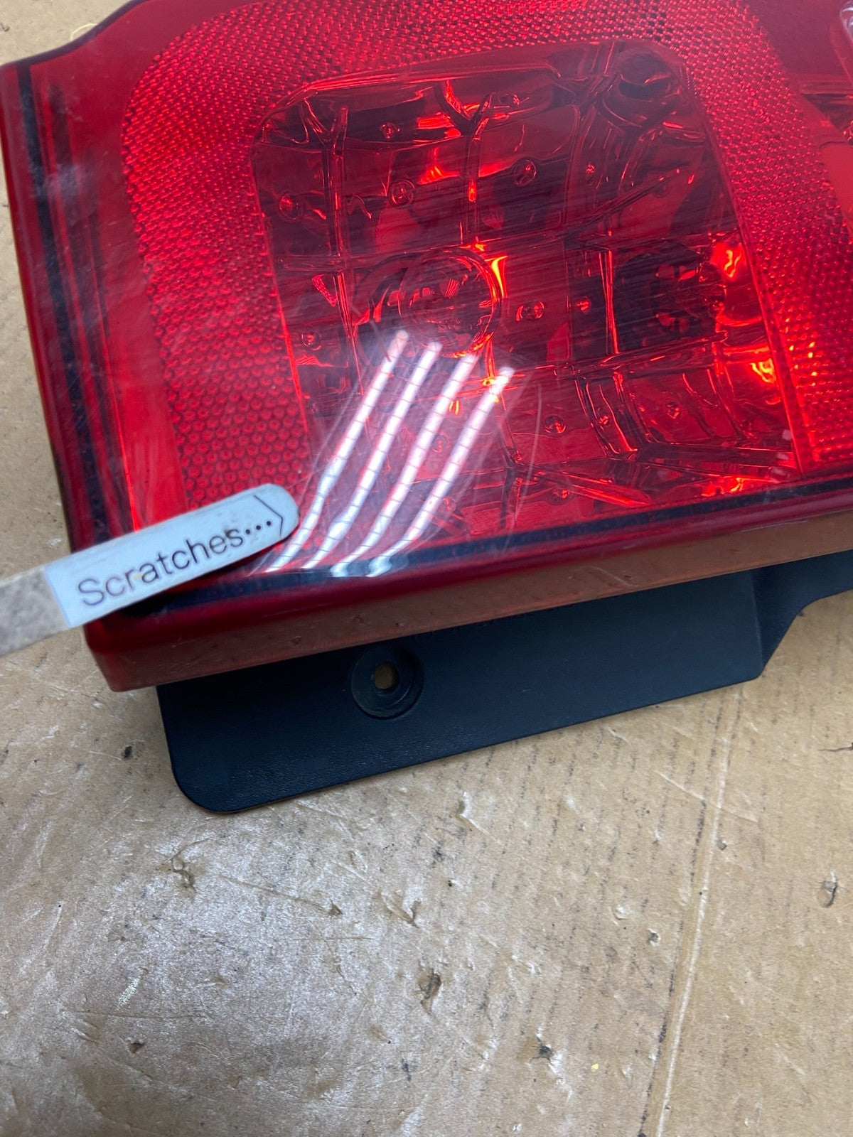 2008 to 2013 Chevrolet Tahoe Hybrid Left Driver LH Tail light Led AD9327 DG3