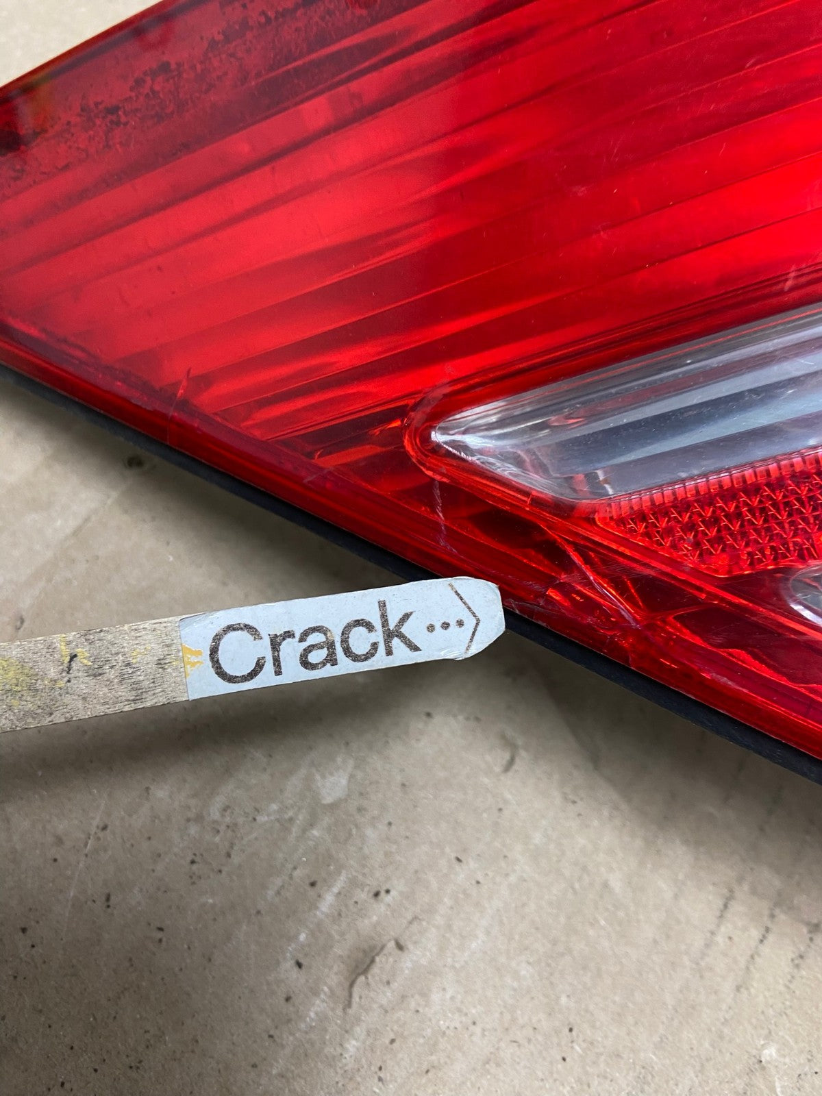 2003 to 2006 Mercedes-Benz S-Class Tail Light Right Passenger Side AG6886 LK4