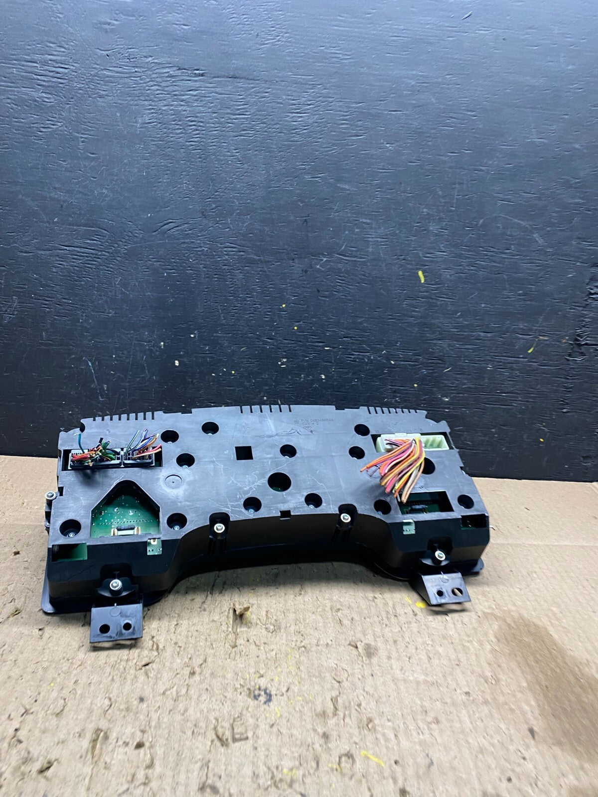 2004 Dodge Durango Speedometer Instrument Cluster Gauge M8590 PS5