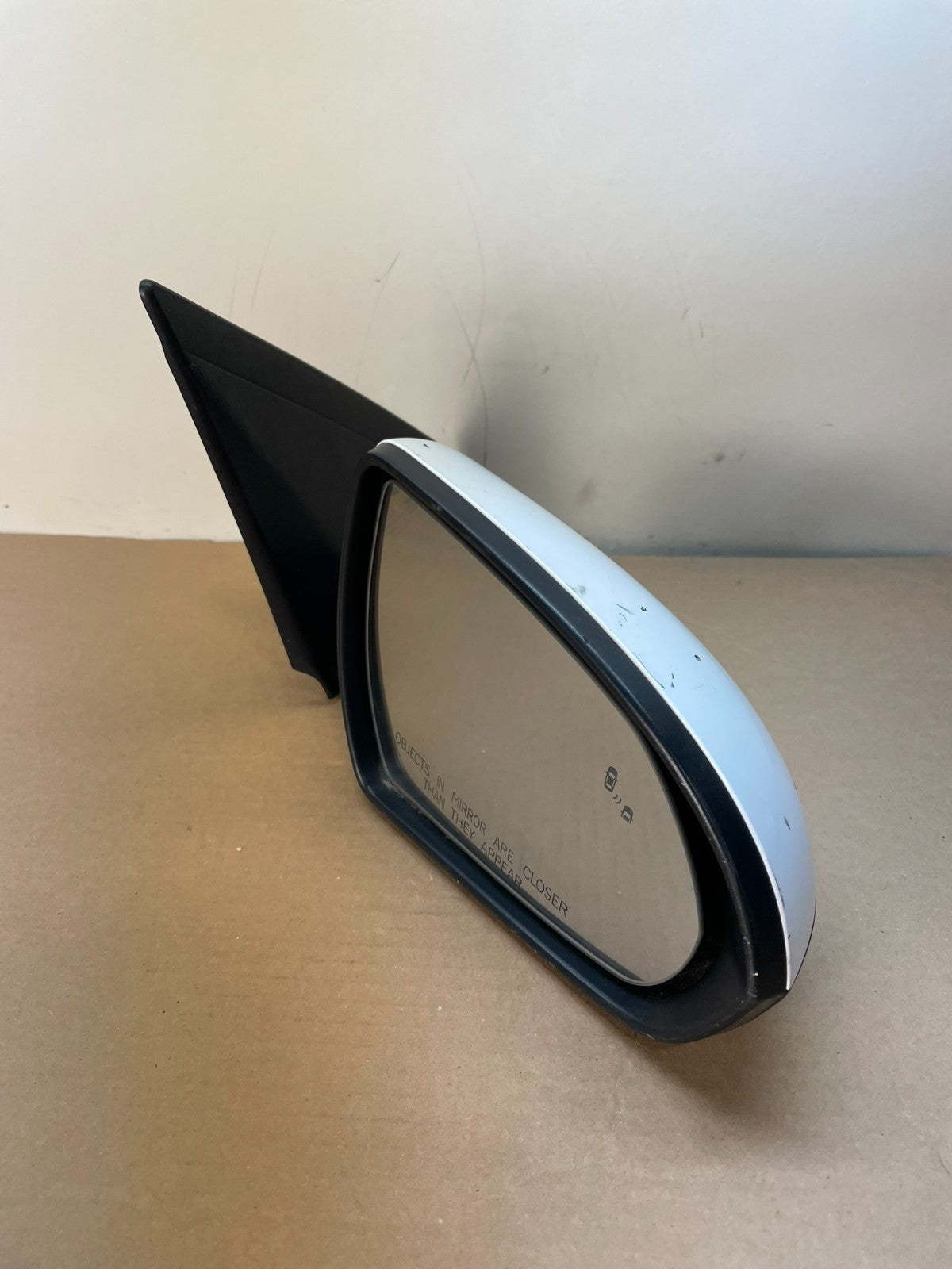 2017-2020 Hyundai Elantra Right Passenger View Blind Spot Door Mirror AH8757 DW2