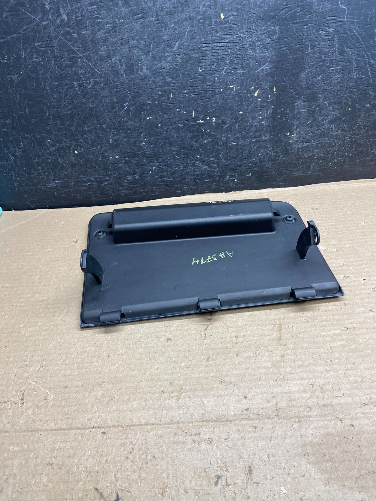 2014 to 2023 Jeep Cherokee Glove Box AH3915 PS3