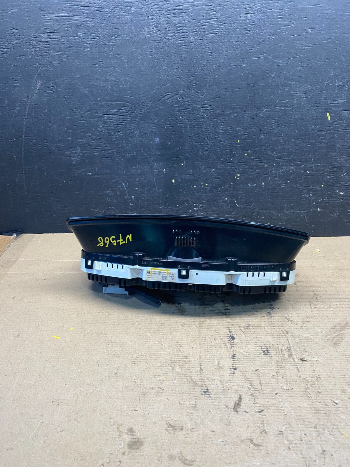 2013 Lincoln MKS Speedometer Instrument Gauge Cluster N7568 DG4