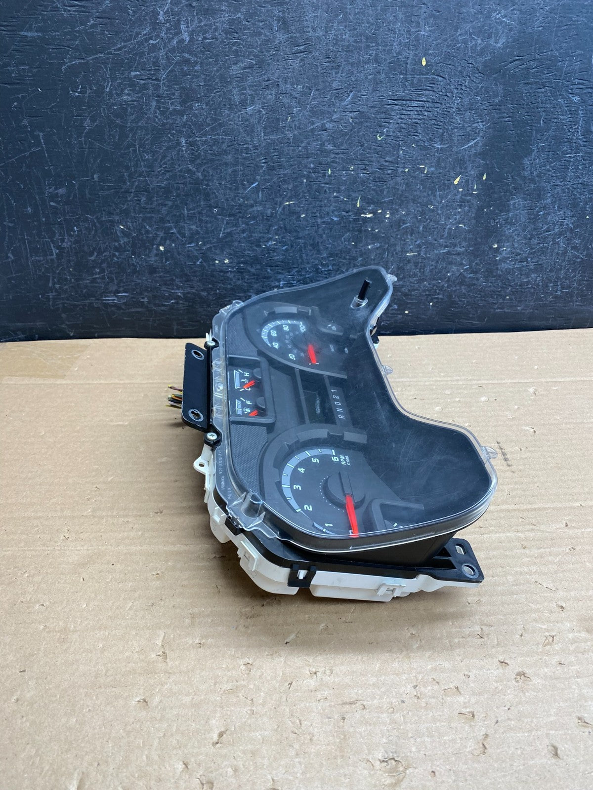 2011 Ford E150 VAN Gauge Speedometer Cluster bc2t-10849-ad AG6308 DG1