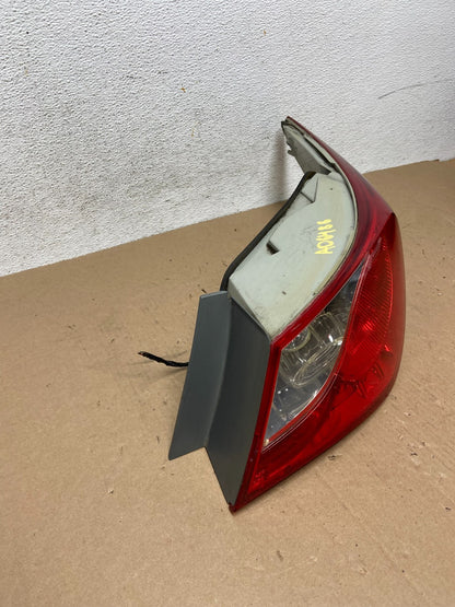 2011 2012 2013 Hyundai Sonata Right Passenger RH Tail Light AD6488 DW2