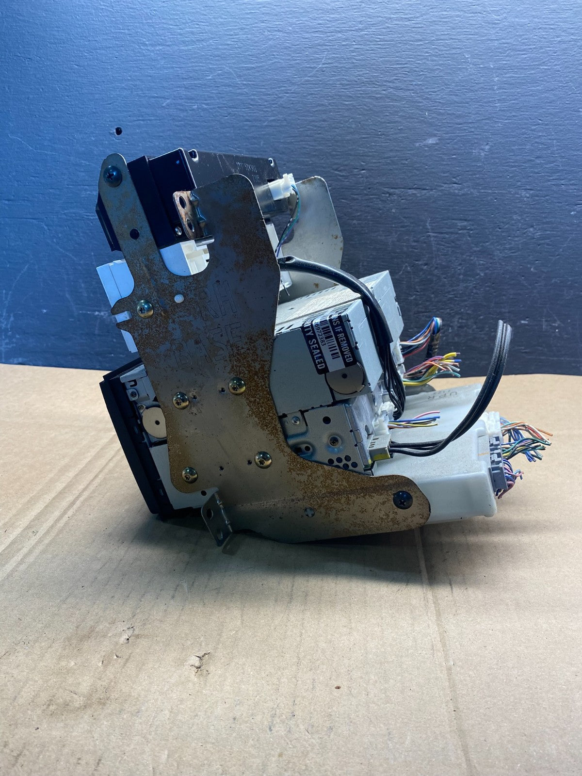 2007 to 2008 Nissan Maxima AM FM CD Radio Receiver 28185zk31a AD1674 DG1