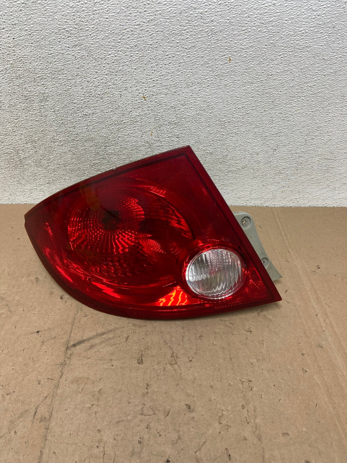 2005-2010 Chevrolet Cobalt Sedan Left Driver Side Tail Light AG4957 LK0