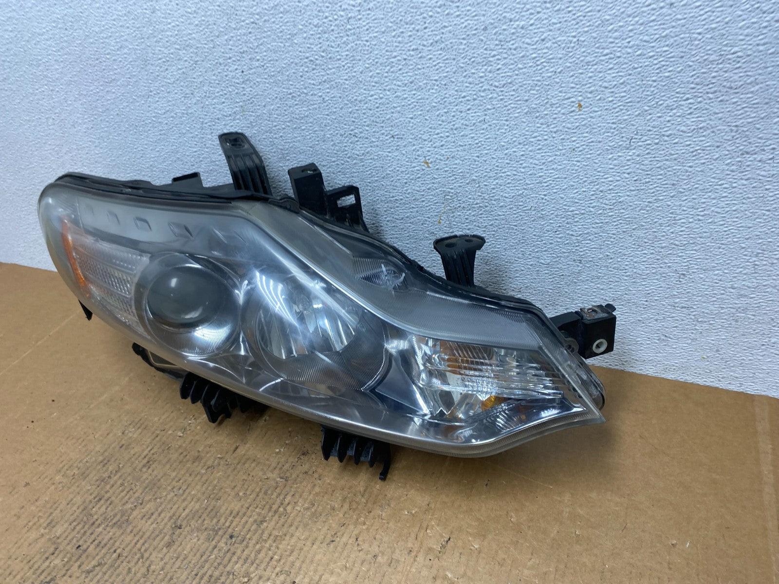 2011 to 2014 Nissan Murano Headlight Right Passenger Rh Halogen AE1309 DW1