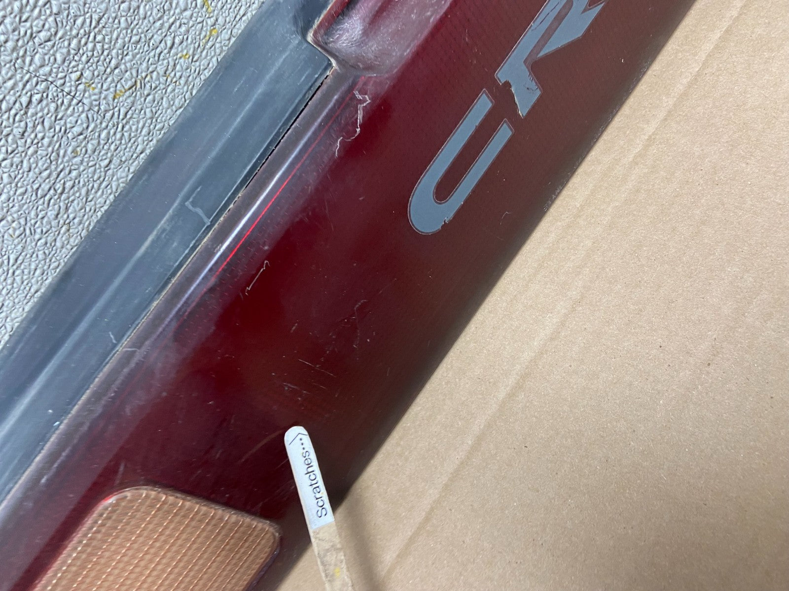 1990 to 1991 Honda CRX Center Trunk Rear Tail Light Oem AA8601 DG3