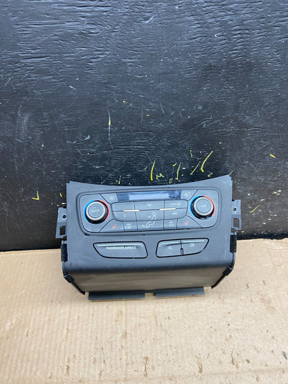 2017 to 2019 Ford Escape Ac Heater Climate Control Temperature Y7885 DG0