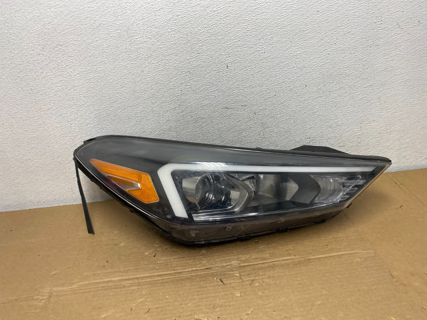 2019 2020 2021 Hyundai Tucson Right Passenger RH Side Headlight AD3919 DG0
