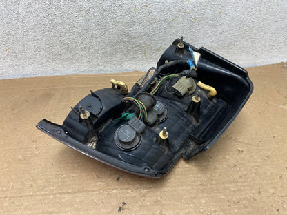 1999 - 2004 Ford Mustang Left Driver Lh Side Tail Light AH8965 LK4