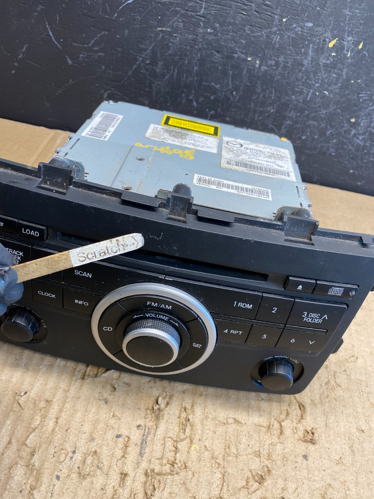 2009 2010 Mazda CX9 CX-9 Radio Stereo CD MP3 Player Screen Display ac4698 DG1