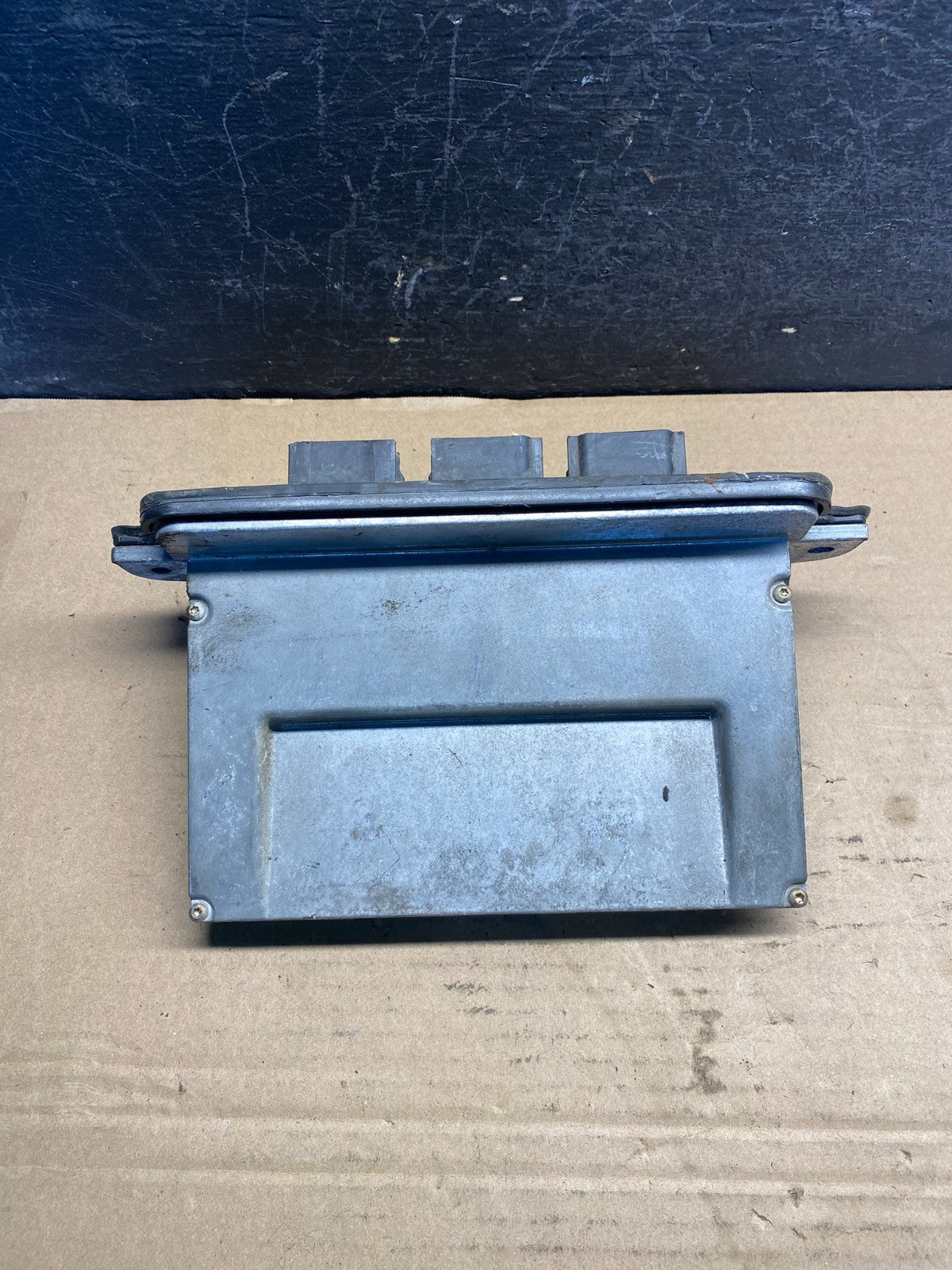 2004 Ford Explorer Engine Control Unit ECU Computer Module AE2109 DW1