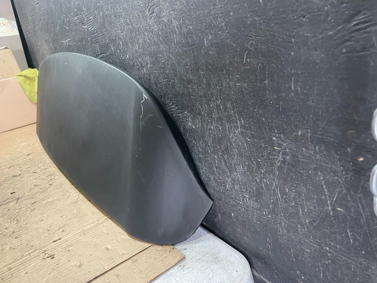 2004-2009 Lexus RX330 RX350  Rear Trunk Tail Gate Lift Gate Spoiler OEM M6167 DG1