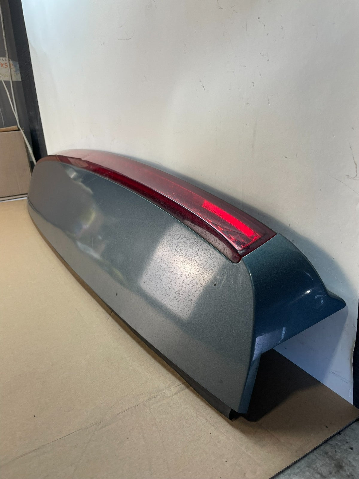 2007 - 2014 Cadillac Escalade Rear Upper Spoiler 3rd Third Brake Light AI3873 DG1