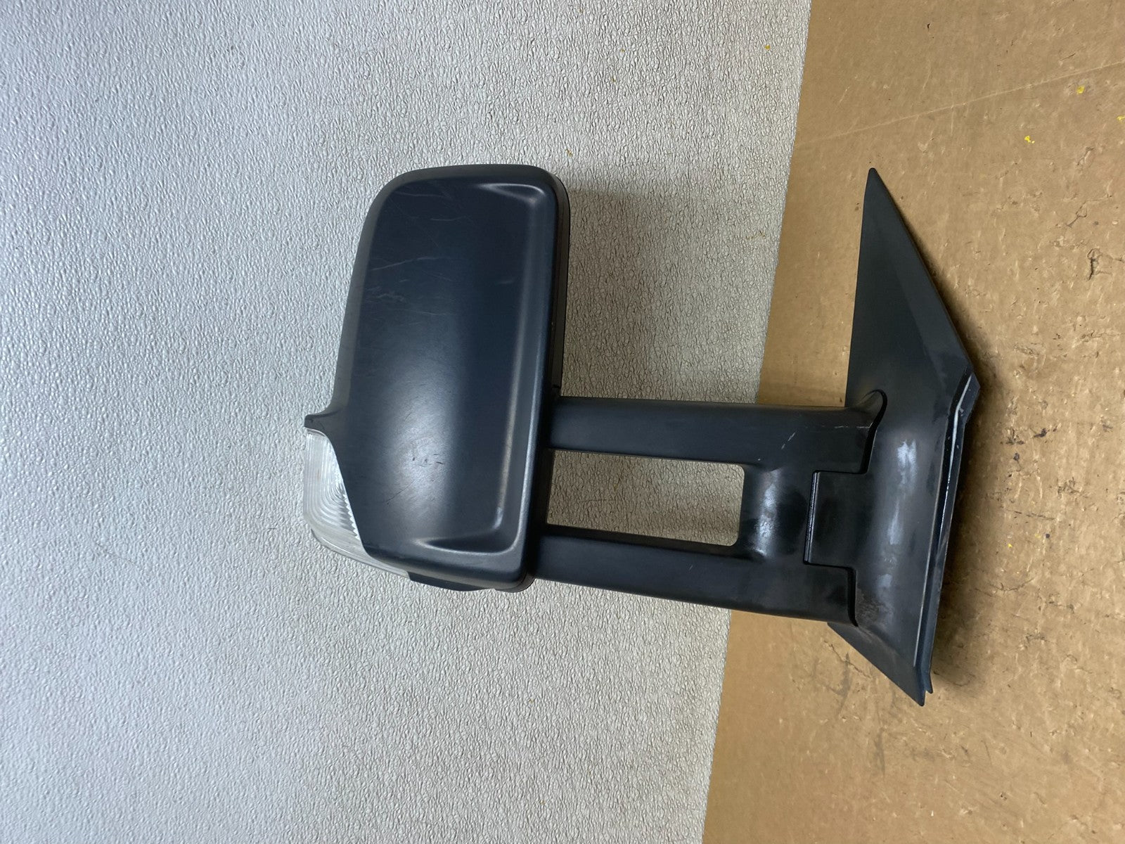 2007 to 2017 Freigtliner Sprinter Right Passenger View Door Mirror V5907 DG0