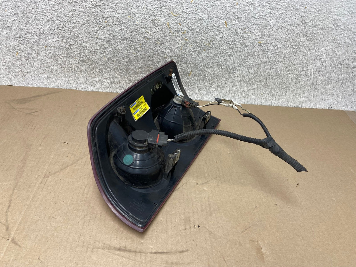 2007 - 2009 Dodge Ram 1500 2500 Left Driver Lh Side Tail Light DEPO AH6678 LK6