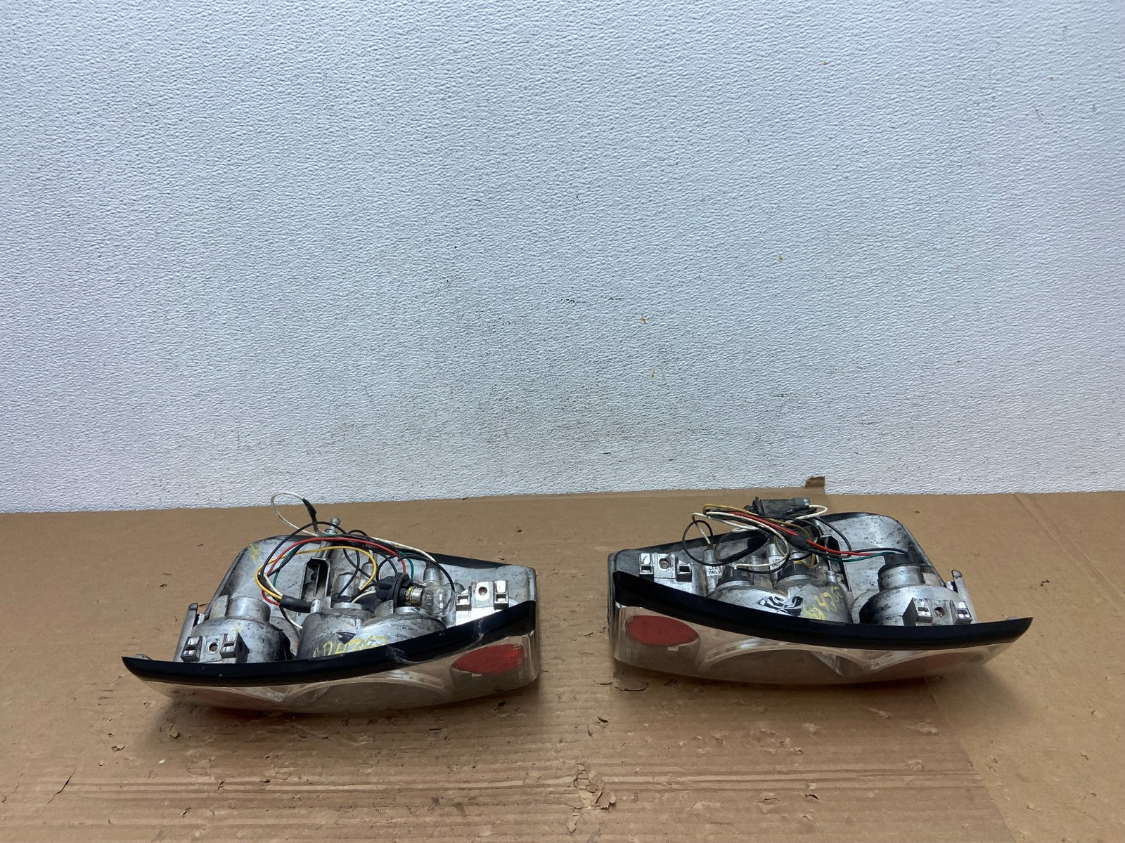 1999-2004 Jeep Grand Cherokee Left + Right Set Chrome Tail Lights AD4367 DG7