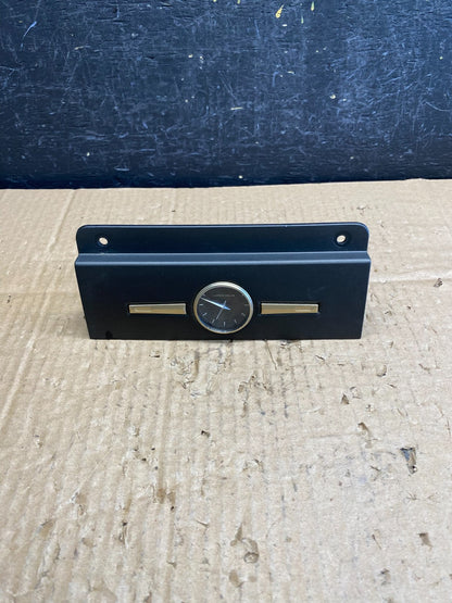 2003 to 2011 Lincoln Town Car Center Console Dash Mounted Analog Clock AC9629 DG0