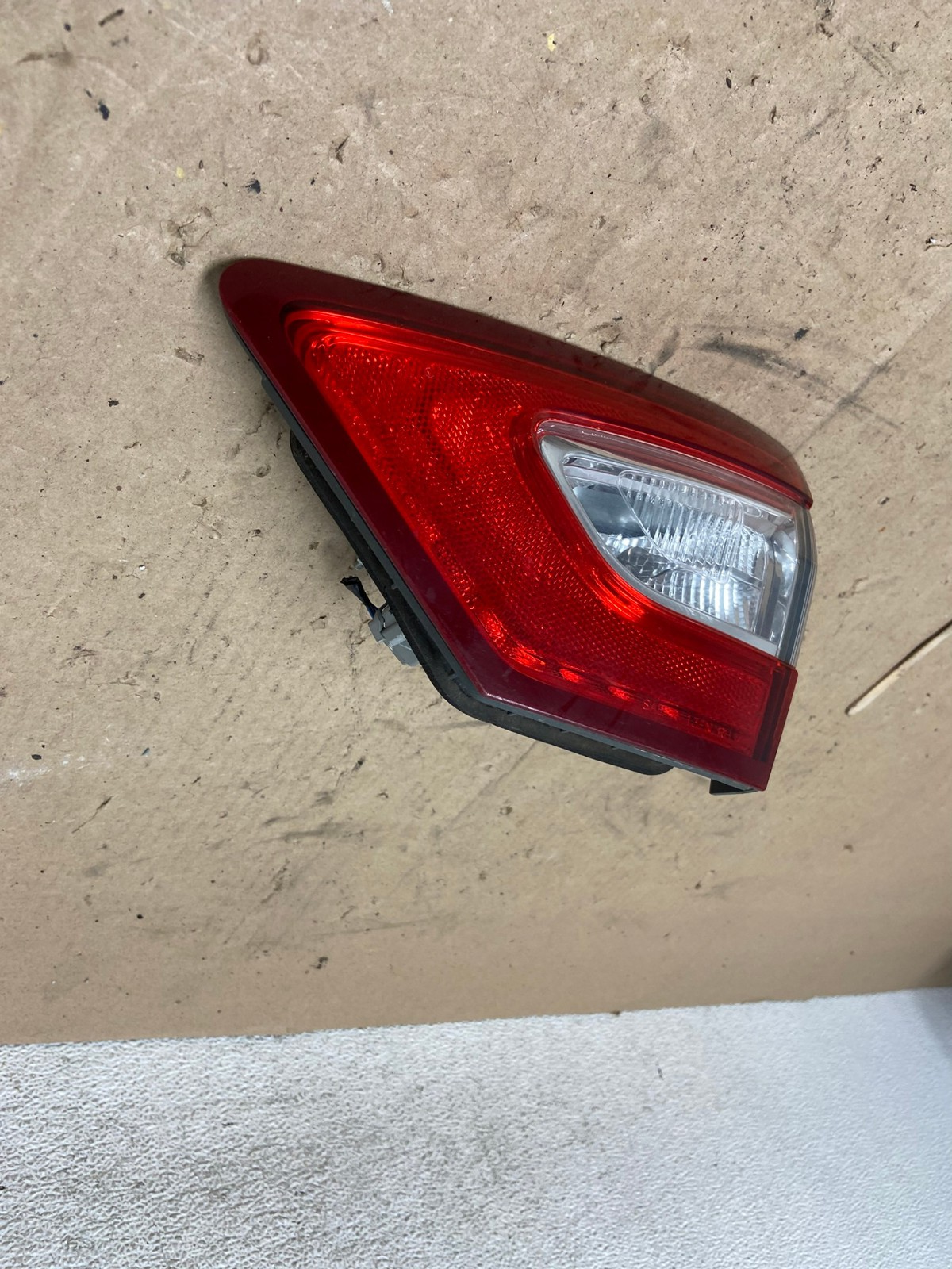 2013 to 2016 Ford Fusion Right Passenger RH Side Tail Light Inner AG4933 LK2