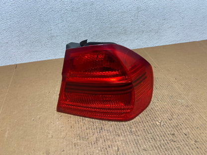 2006 2007 2008 Bmw 328i 3 Series Right Passenger Rh Side Tail Light AE1398 LK0