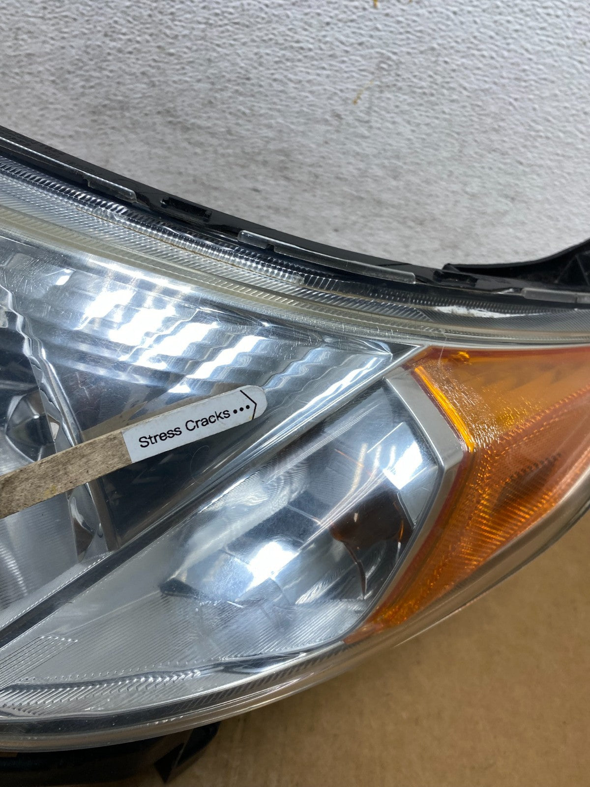 2009-2013 Subaru Forester Left Driver LH Halogen Headlight AD9228 DW4