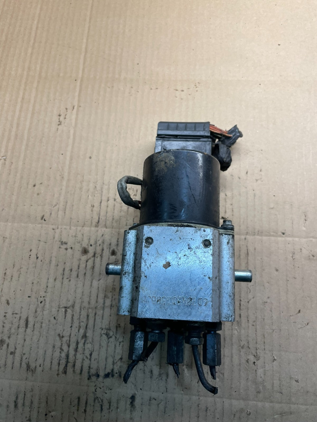 2006 2007 Ford E250 E350 Anti-Lock ABS Antilock Brake Pump x8570 DG2
