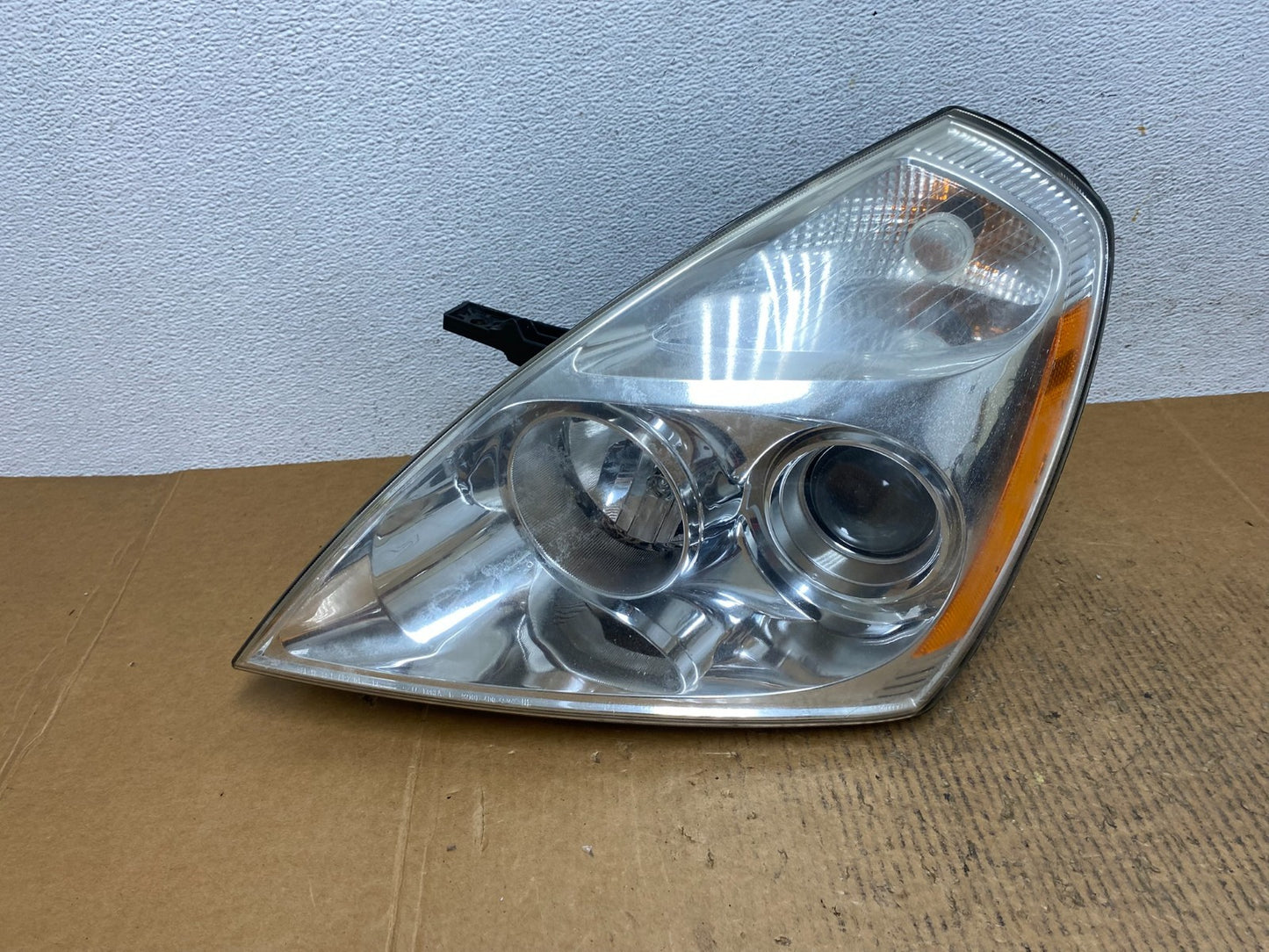 2008-2012 Kia Sedona Left Driver Lh Side Headlight Halogen AE1384 DW0