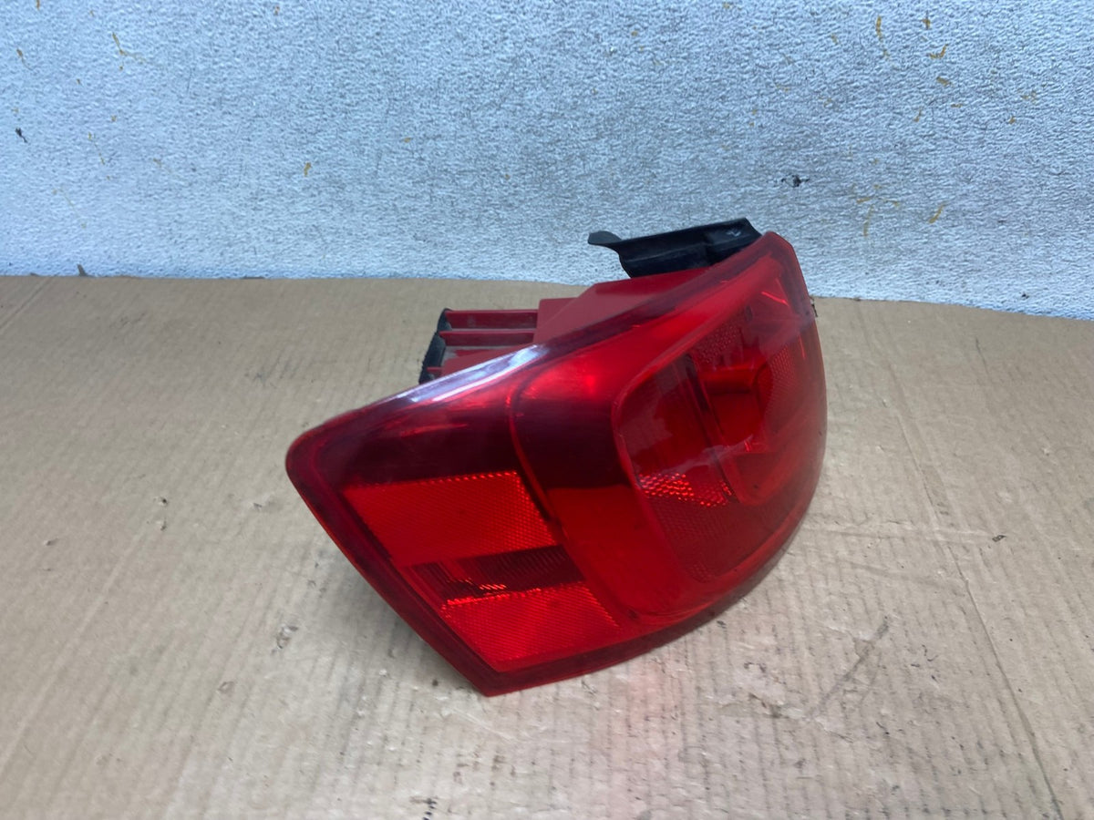 2011 to 2014 Volkswagen Jetta Left Driver LH Side Tail Light AI7065 LK2
