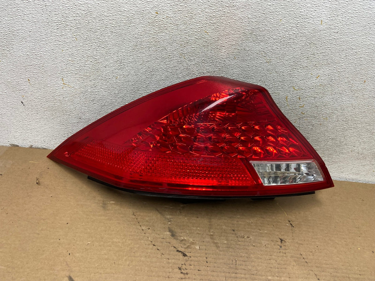 2006-2007 Honda Accord Coupe Left Driver LH Side Tail light AH4274 LK0