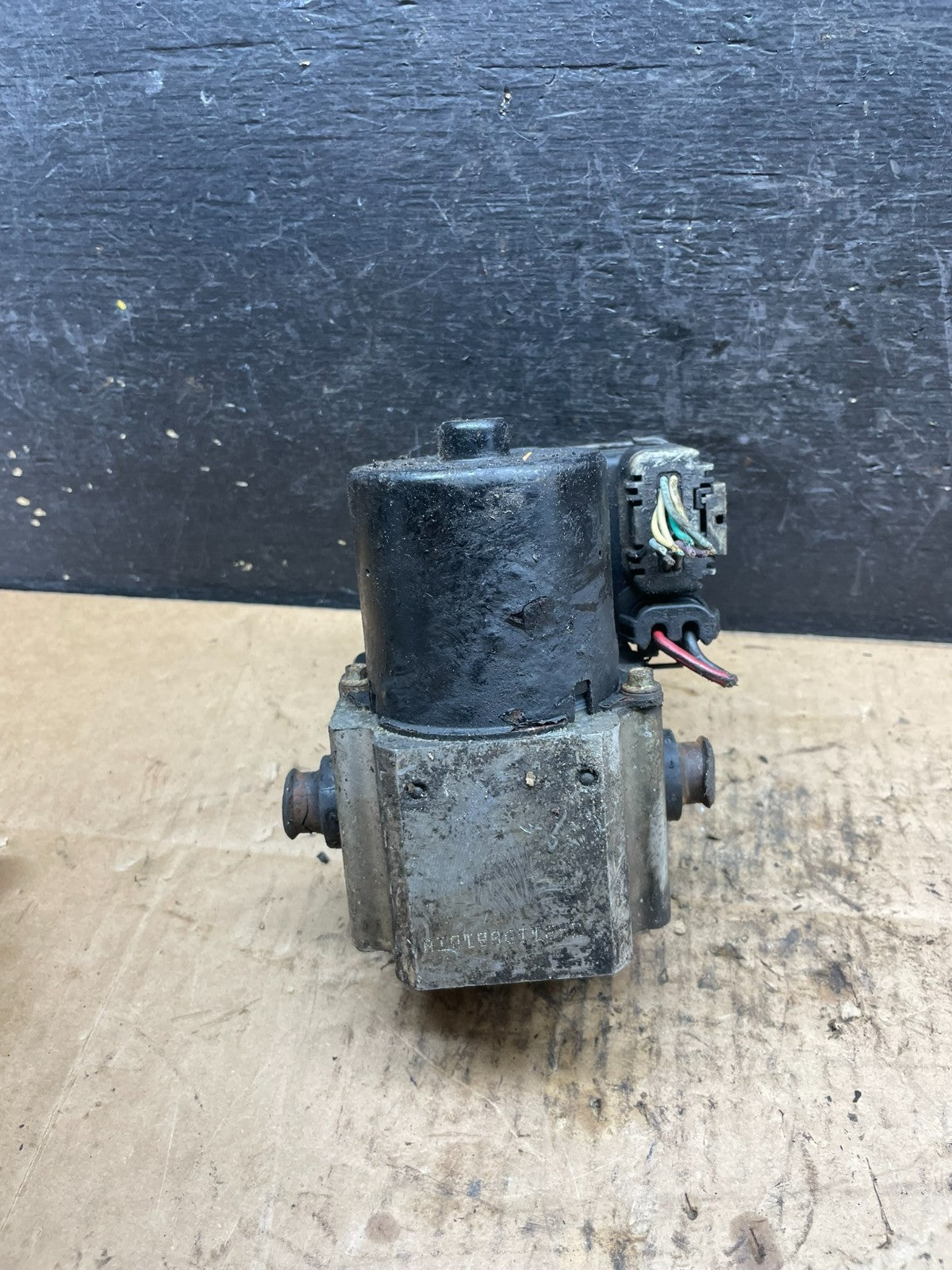 2005 - 2007 Chevy Express GMC Savana 1500 2500 ABS Anti Lock Brake Pump r4405 DG2