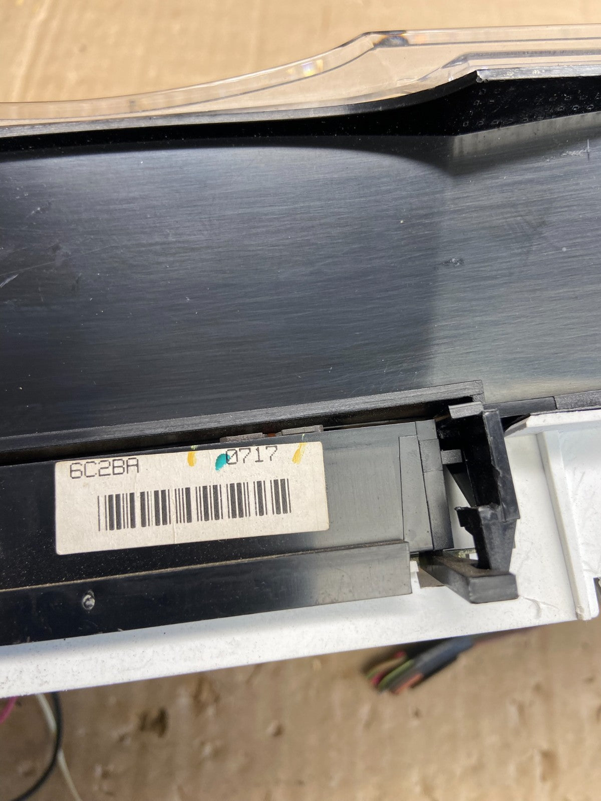 2004 to 2008 Ford E150 E250 E350 VAN Gauge Speedometer Cluster AE17926