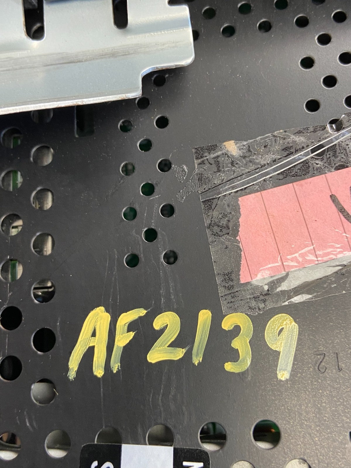 2002 2006 Toyota Camry Radio AM/FM CD Player Air Vent Bezel AF2139 DG6