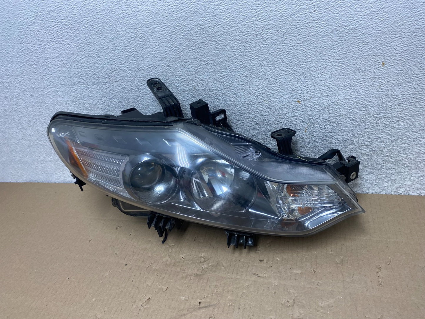2011 to 2014 Nissan Murano Headlight Right Passenger Rh Halogen AG5877 DW1