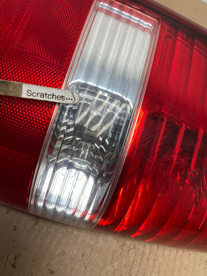 2004 to 2008 Ford F150 F-150 Left Driver LH Side Tail Light AE7333 LK3